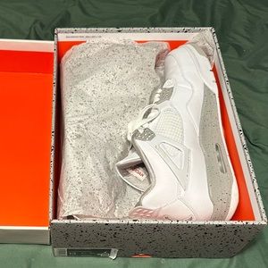 Jordan 4 White Oreo